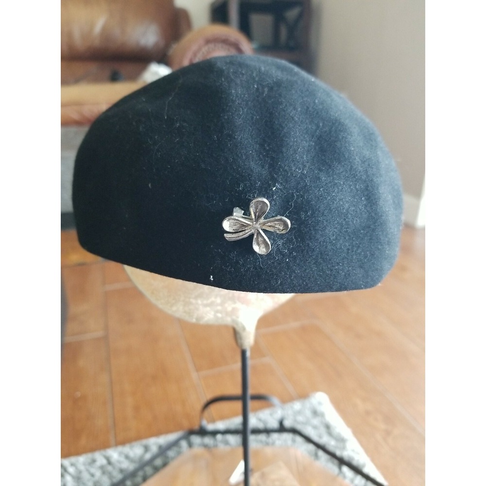 Vintage BETMAR New York Women's Black Beret French Hat Wool Pin Embellishment